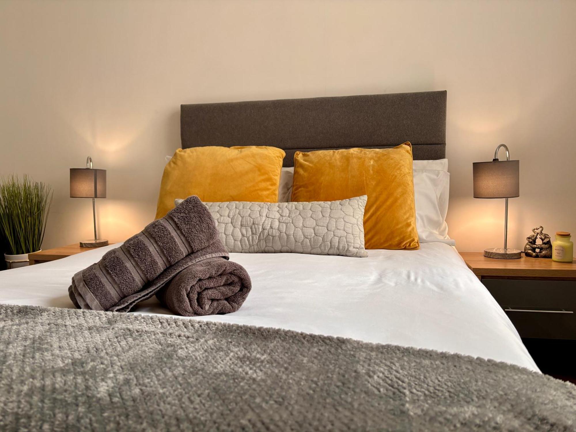 Franks 2 - Outdoor Balconies - Sleeps 8 Appartamento